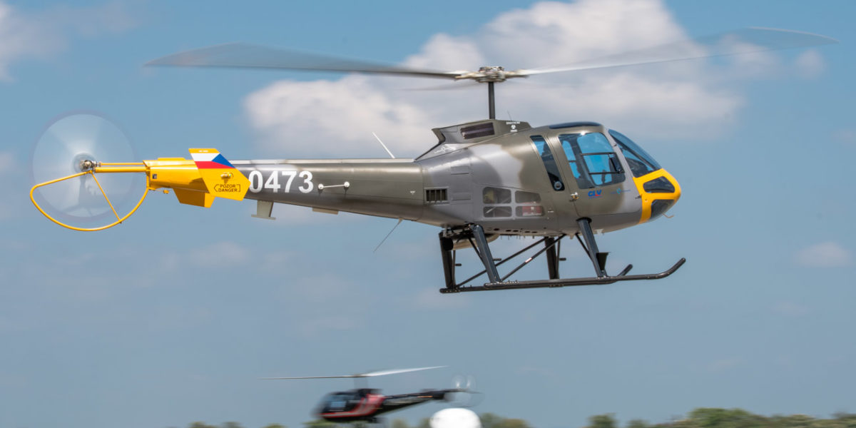 19maj_heli_hradec_1048