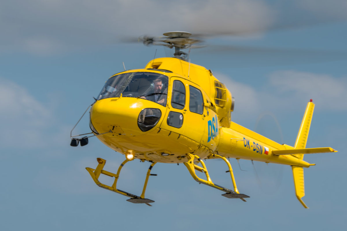 19maj_heli_hradec_1159