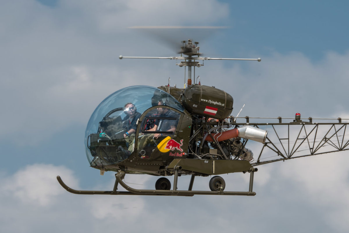 19maj_heli_hradec_2848