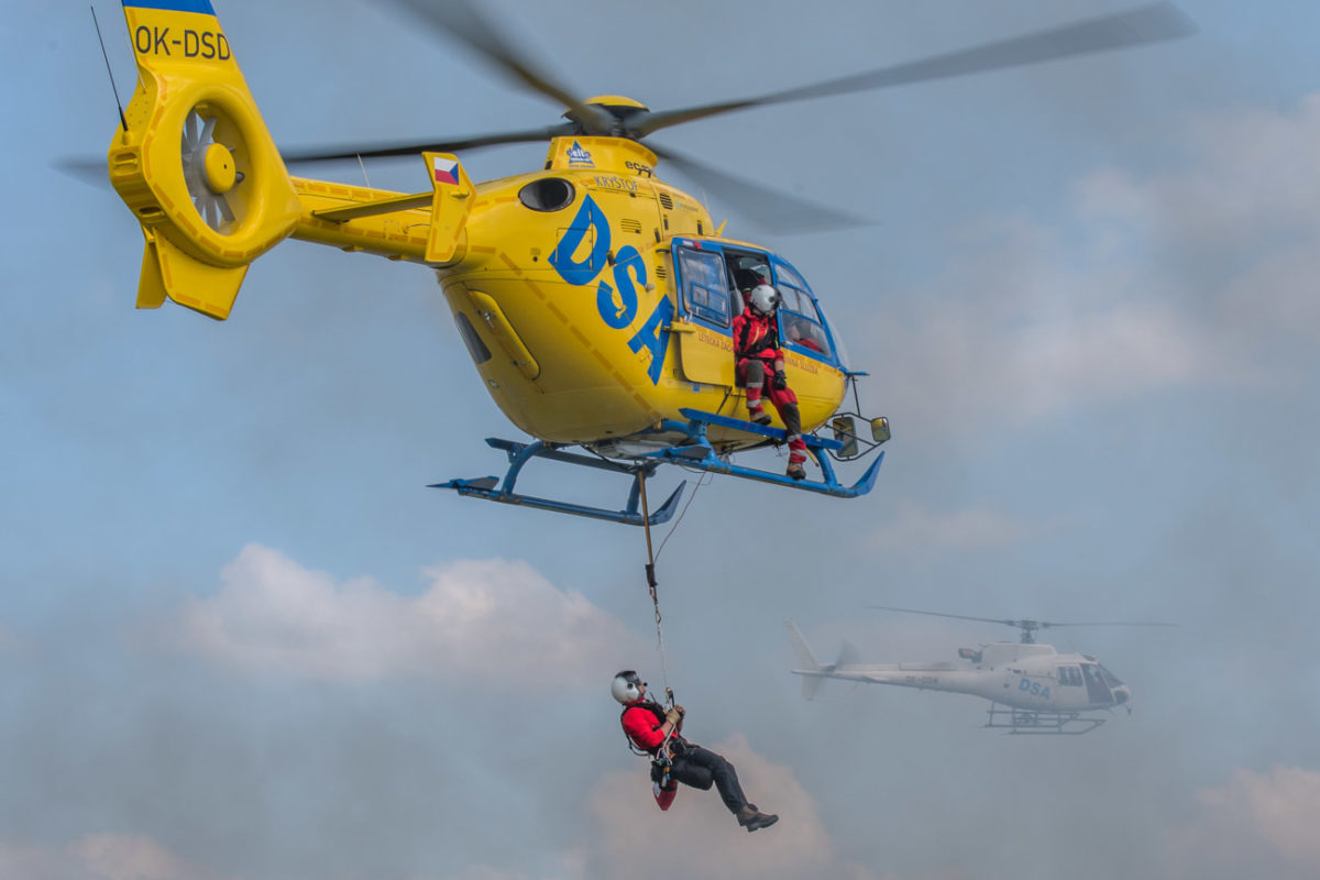 19maj_heli_hradec_3002