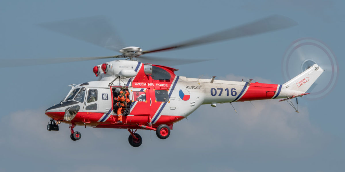 19maj_heli_hradec_3764