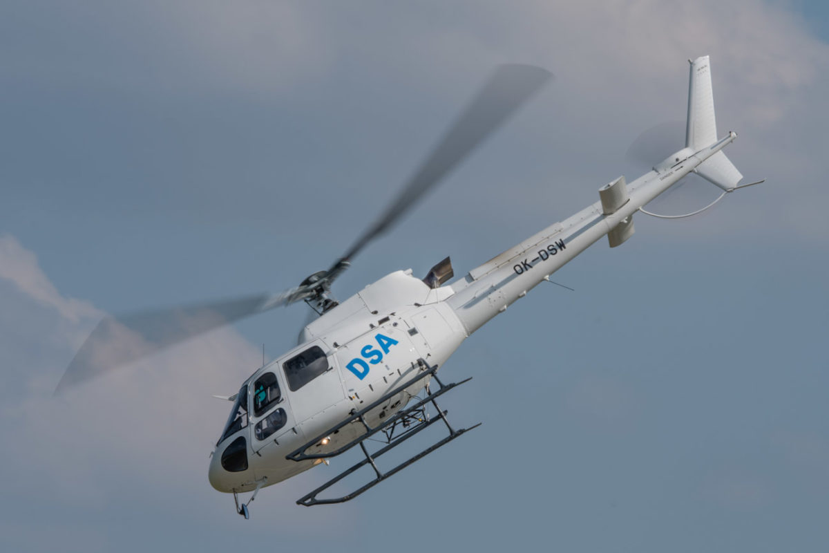 19maj_heli_hradec_3988