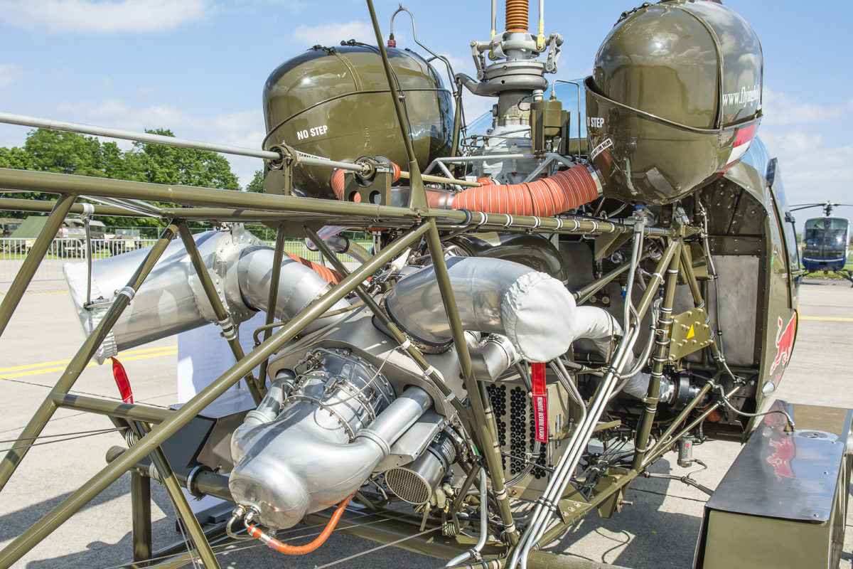 19maj_heli_hradec_7100_0013