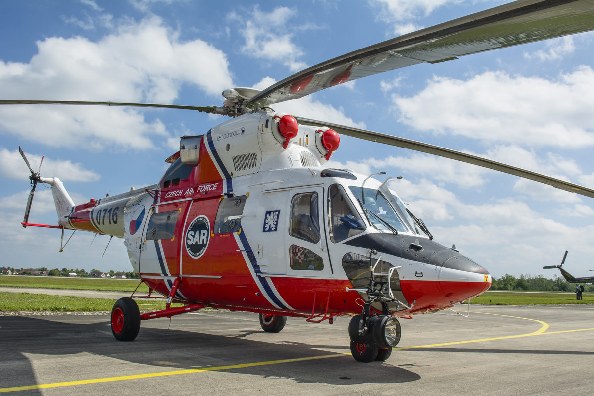 19maj_heli_hradec_7100_0033