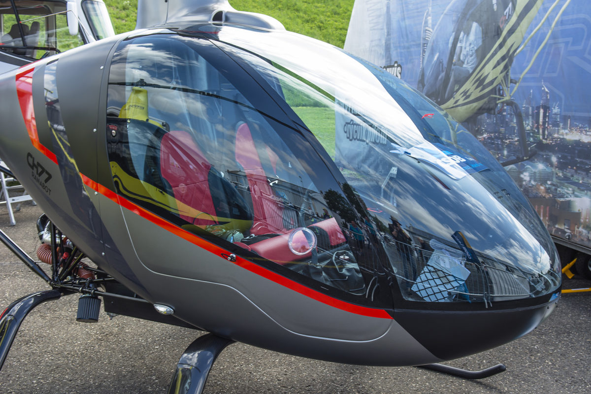 19maj_heli_hradec_7100_0090
