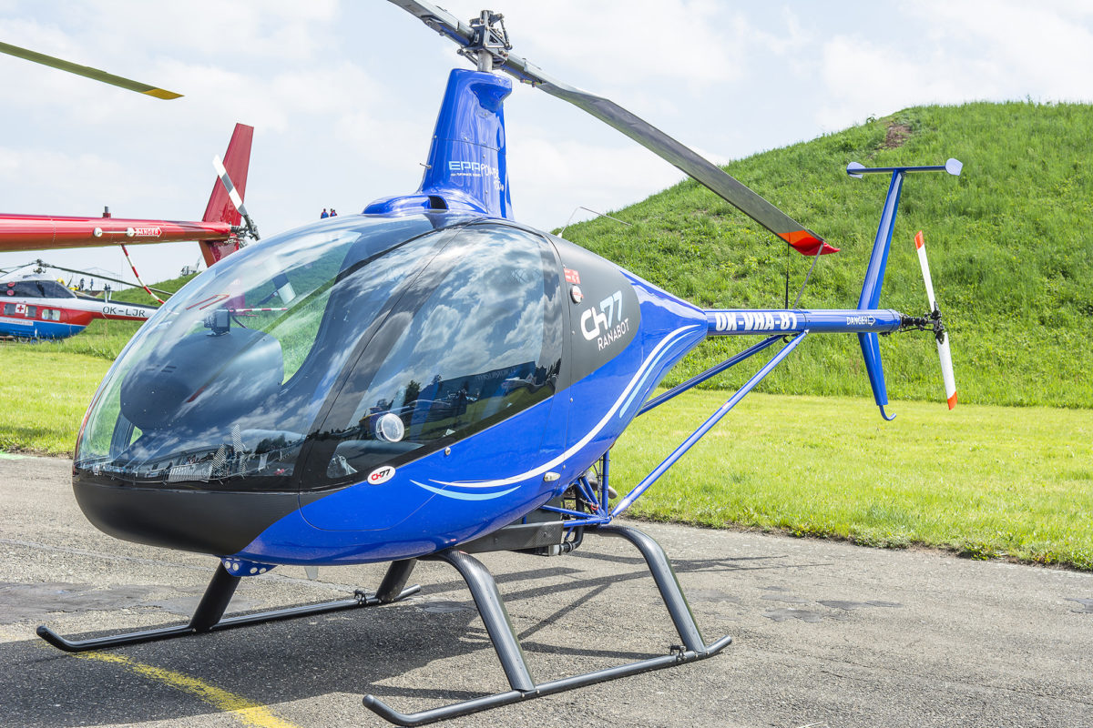 19maj_heli_hradec_7100_0091