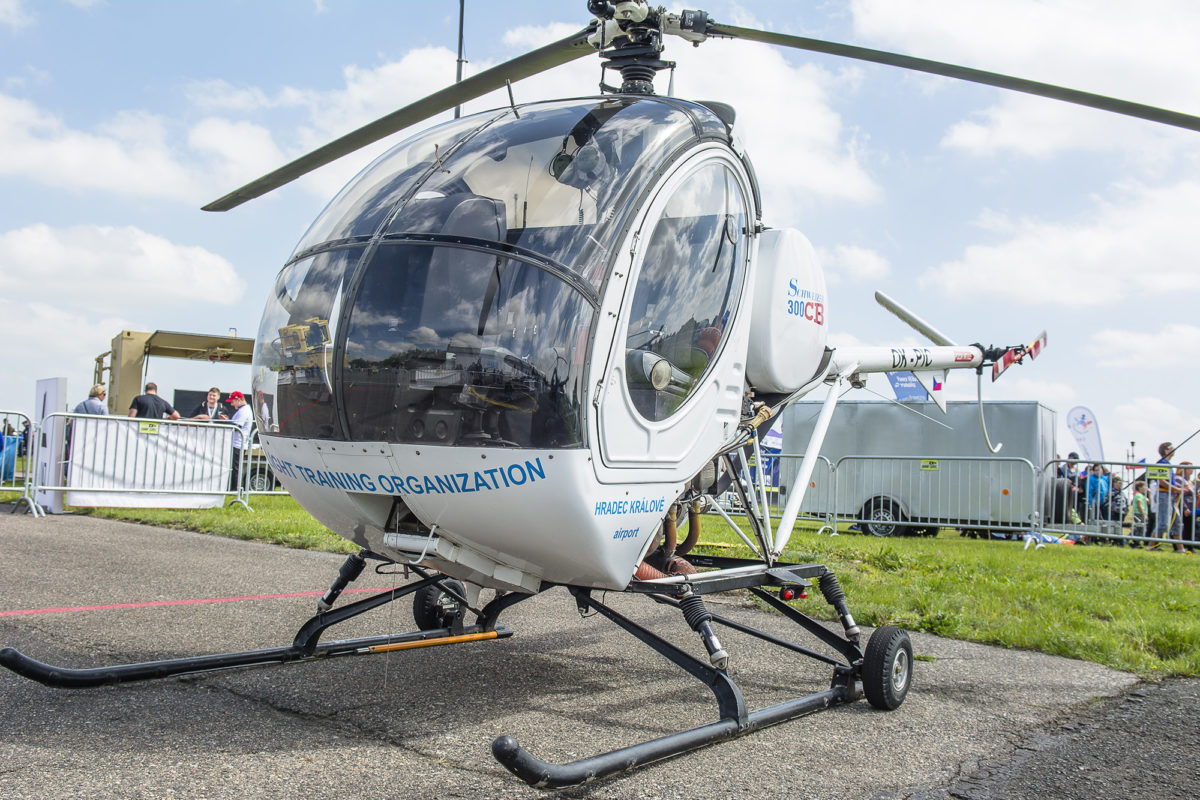 19maj_heli_hradec_7100_0107